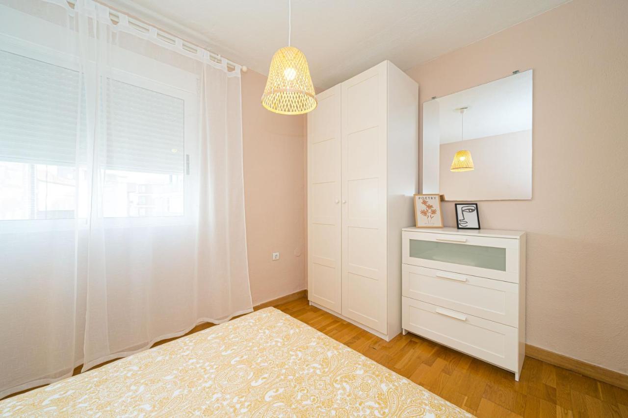 Casa Terra: Apartment 50 Meters From The Beach Торевиеха Екстериор снимка