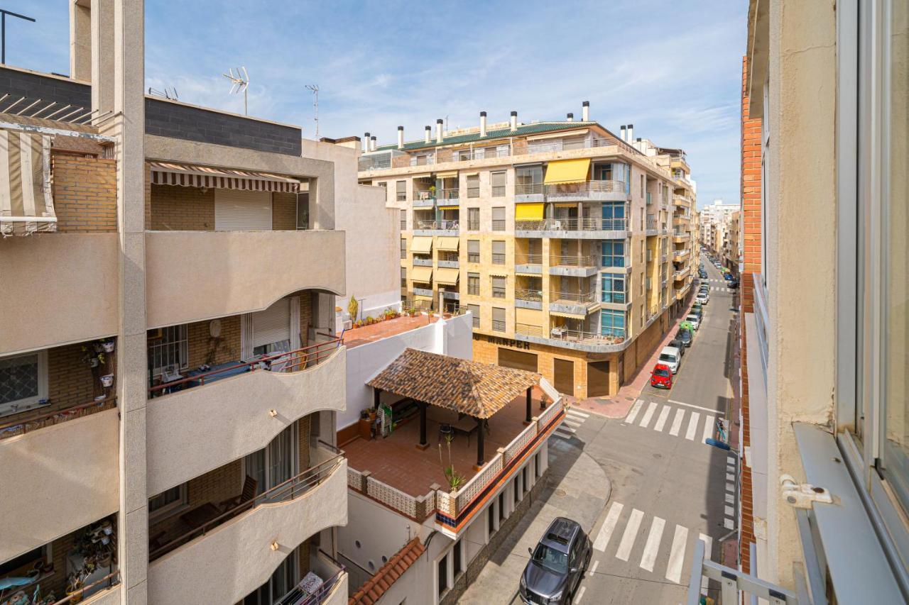 Casa Terra: Apartment 50 Meters From The Beach Торевиеха Екстериор снимка