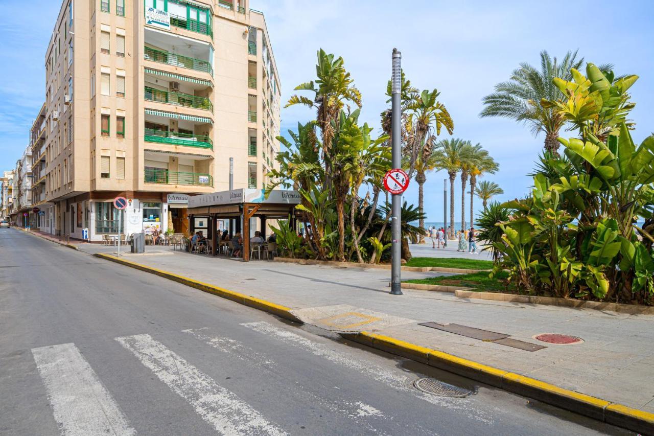 Casa Terra: Apartment 50 Meters From The Beach Торевиеха Екстериор снимка