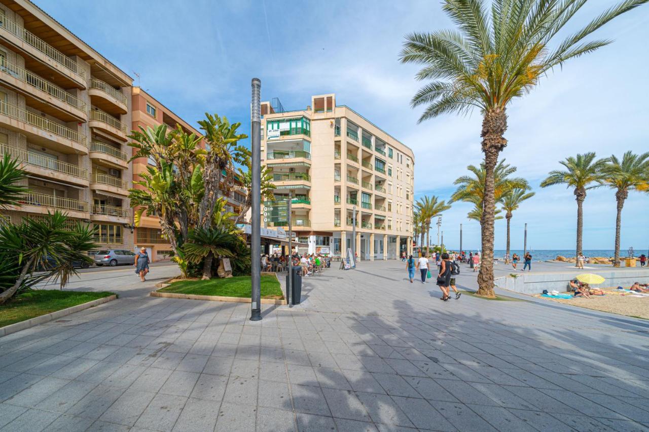 Casa Terra: Apartment 50 Meters From The Beach Торевиеха Екстериор снимка